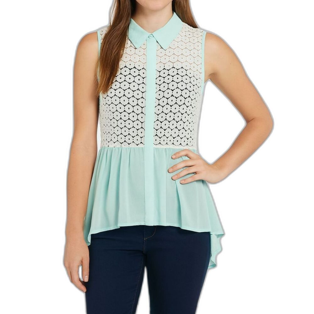 Cerico  Women’s Open Back Mint and Lace Blouse | Size Small